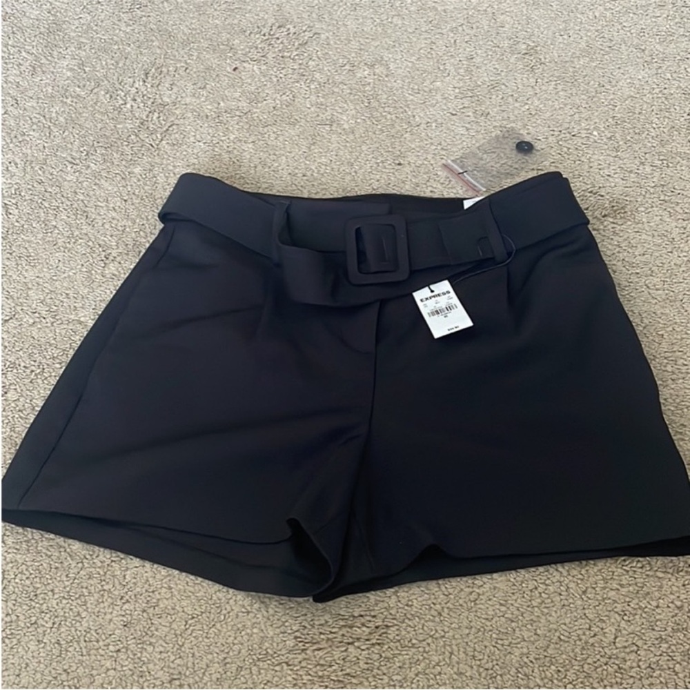 Express BNWT Women's Black Belted Knit Shorts size 0